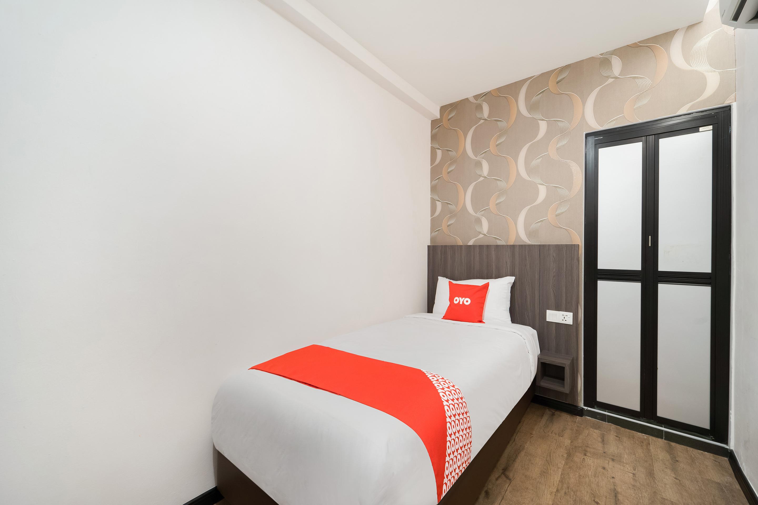 Capital O 89386 Stay 365 Hotel Чанглун Екстериор снимка