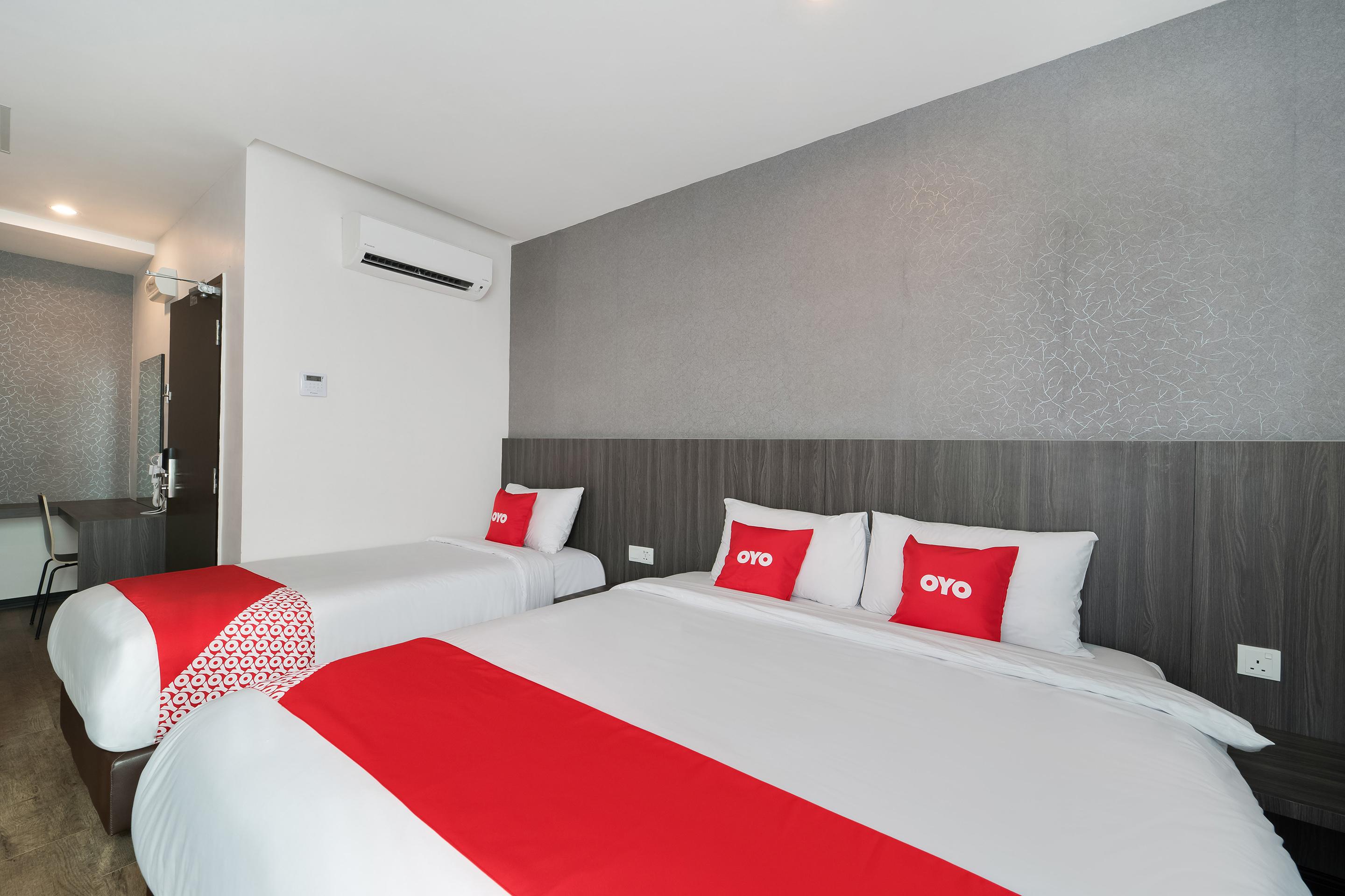 Capital O 89386 Stay 365 Hotel Чанглун Екстериор снимка