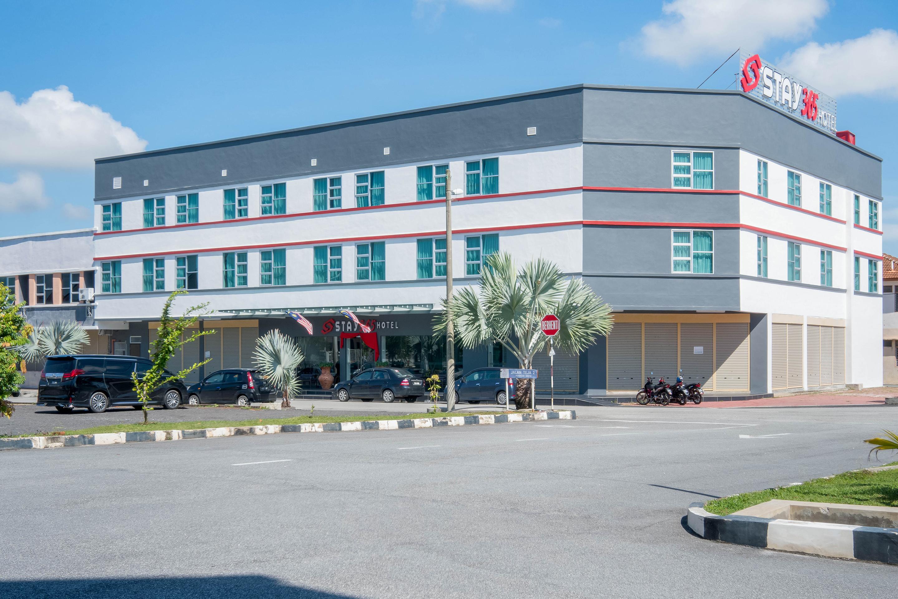 Capital O 89386 Stay 365 Hotel Чанглун Екстериор снимка