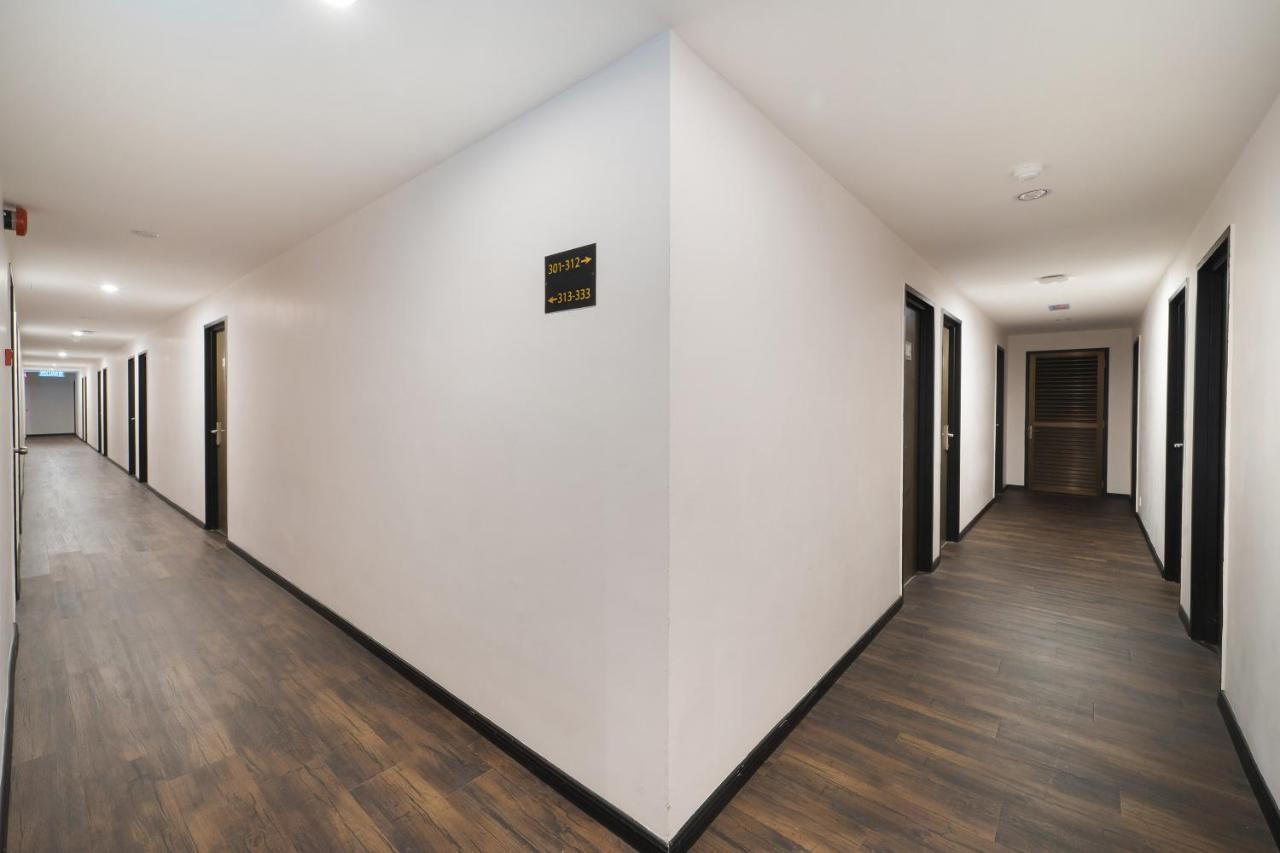 Capital O 89386 Stay 365 Hotel Чанглун Екстериор снимка